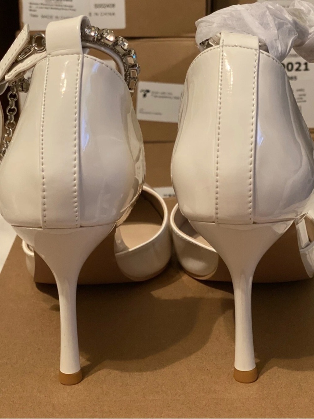Women’s Bone/Ivory Pointed Toe Ankle Strap Heels with Rhinestones 
Size 8.5 NIB - Picture 8 of 11